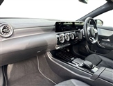 Mercedes-Benz A Class Image 2
