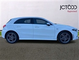 Mercedes-Benz A Class Image 4