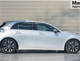 Mercedes-Benz A Class Image 2