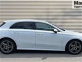 Mercedes-Benz A Class Image 2