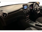 Mercedes-Benz B Class Image 2