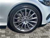 Mercedes-Benz C Class Image 4