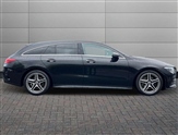 Mercedes-Benz CLA Class Image 3