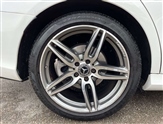 Mercedes-Benz E Class Image 5