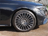 Mercedes-Benz E Class Image 6