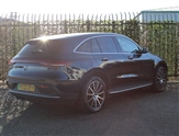 Mercedes-Benz EQC Image 5