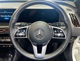 Mercedes-Benz EQC Image 3
