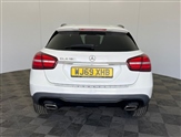 Mercedes-Benz GLA Class Image 3
