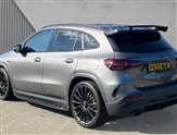 Mercedes-Benz GLA Class Image 2