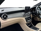 Mercedes-Benz GLA Class Image 6