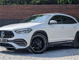 Mercedes-Benz GLA Class Image 3