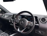 Mercedes-Benz GLA Class Image 5