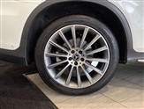 Mercedes-Benz GLC Image 4