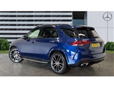 Mercedes-Benz GLE Image 2
