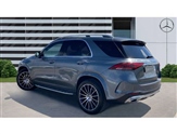 Mercedes-Benz GLE Image 2