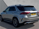 Mercedes-Benz GLE Image 2