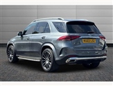 Mercedes-Benz GLE Image 2