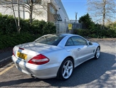 Mercedes-Benz SL Class Image 3