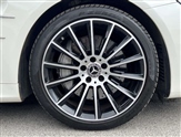 Mercedes-Benz SL Class Image 6