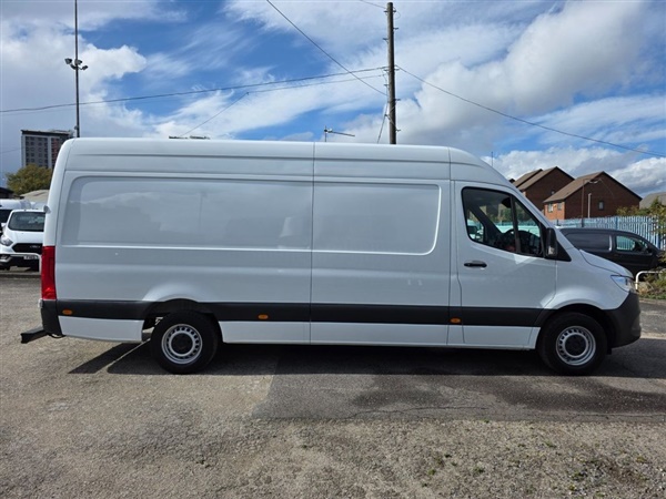 Large image for the Used Mercedes-Benz SPRINTER