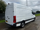 Mercedes-Benz Sprinter Image 6