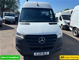 Mercedes-Benz Sprinter Image 6