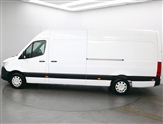 Mercedes-Benz Sprinter Image 5