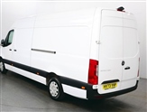Mercedes-Benz Sprinter Image 6