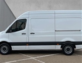 Mercedes-Benz Sprinter Image 3