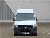 Mercedes-Benz Sprinter Image 5