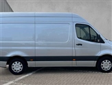 Mercedes-Benz Sprinter Image 6