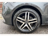 Mercedes-Benz V Class Image 6