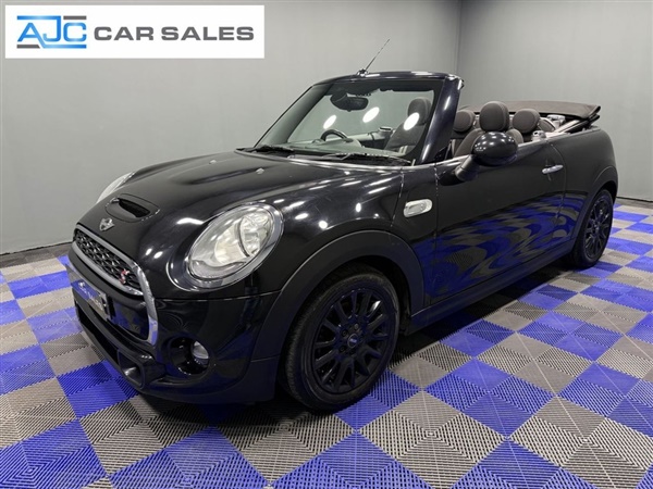 Large image for the Used Mini CONVERTIBLE