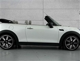 Mini Convertible Image 3