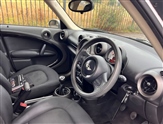 Mini Countryman Image 2