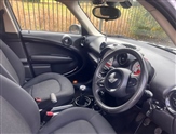 Mini Countryman Image 2