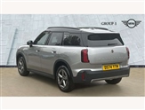 Mini Countryman Image 2