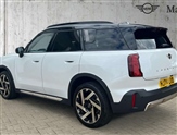 Mini Countryman Image 2