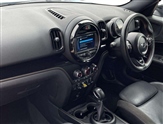 Mini Countryman Image 2