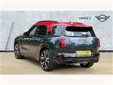 Mini Countryman Image 2