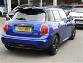 Mini Hatch Image 4