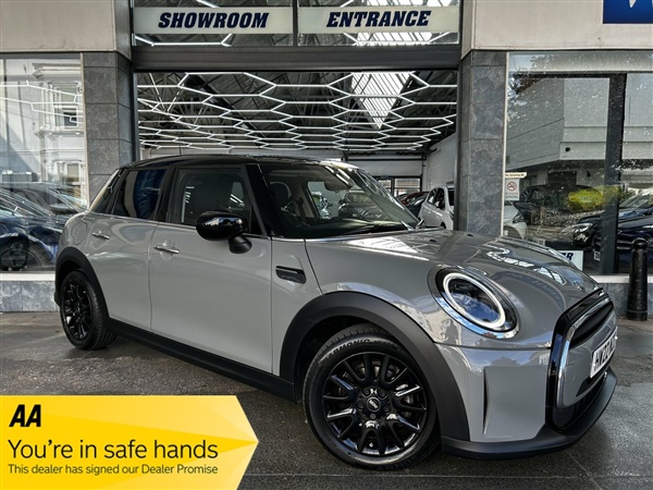 Large image for the Used Mini Hatch