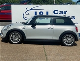 Mini Hatch Image 4