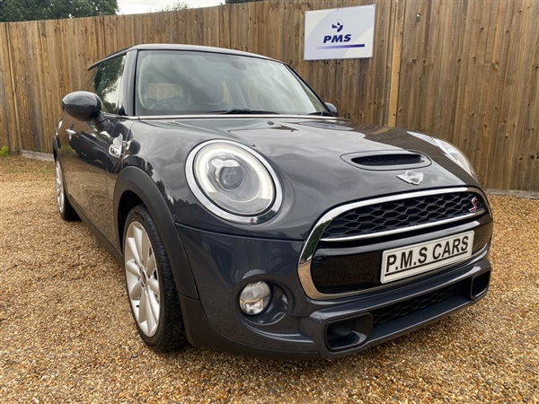 Large image for the Used Mini Hatch