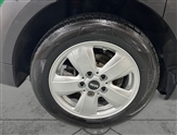 Mini Hatch Image 5