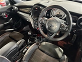 Mini Hatch Image 6