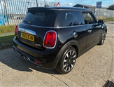 Mini Hatch Image 6