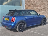 Mini Hatch Image 3