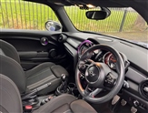 Mini Hatch Image 2