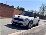 Mini Hatch Image 3